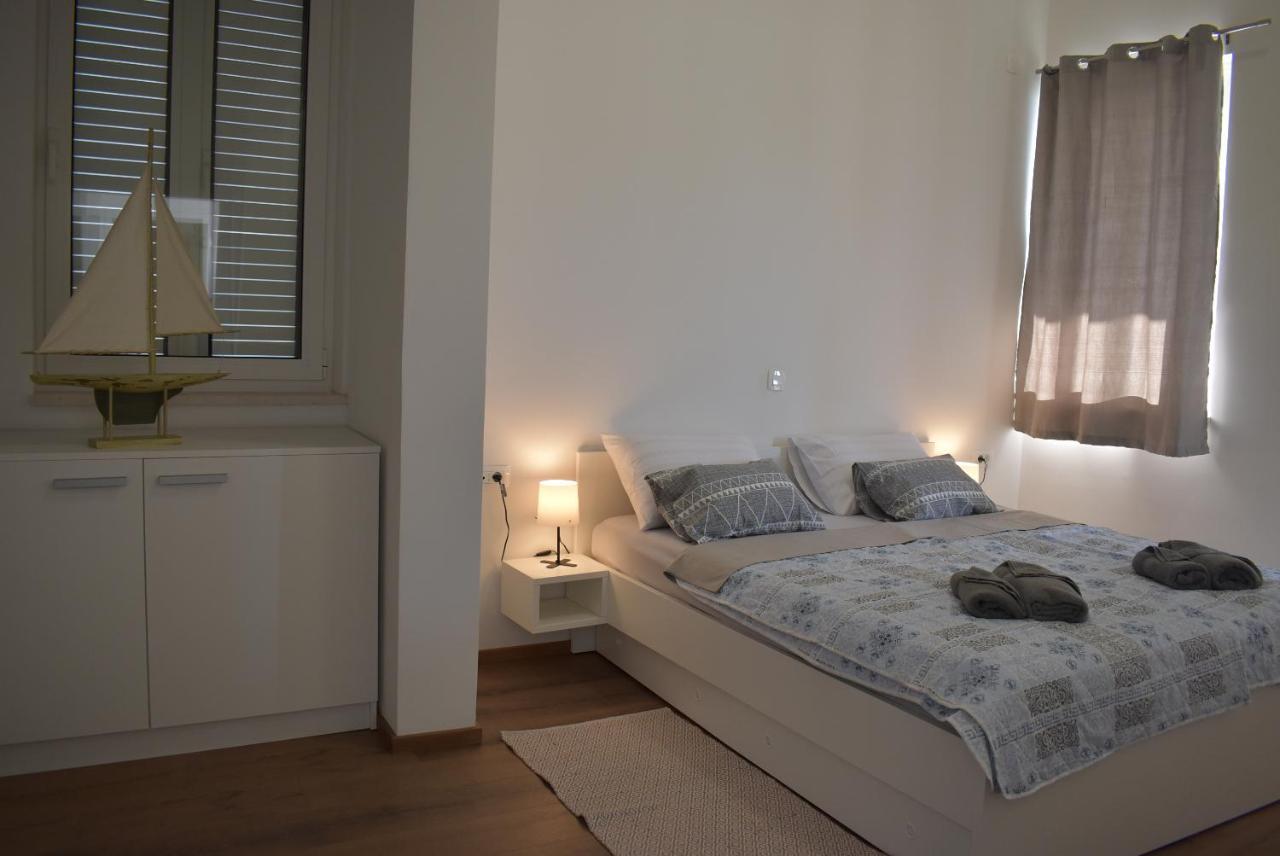 Apartment Aci Marina Rab Banjol ภายนอก รูปภาพ