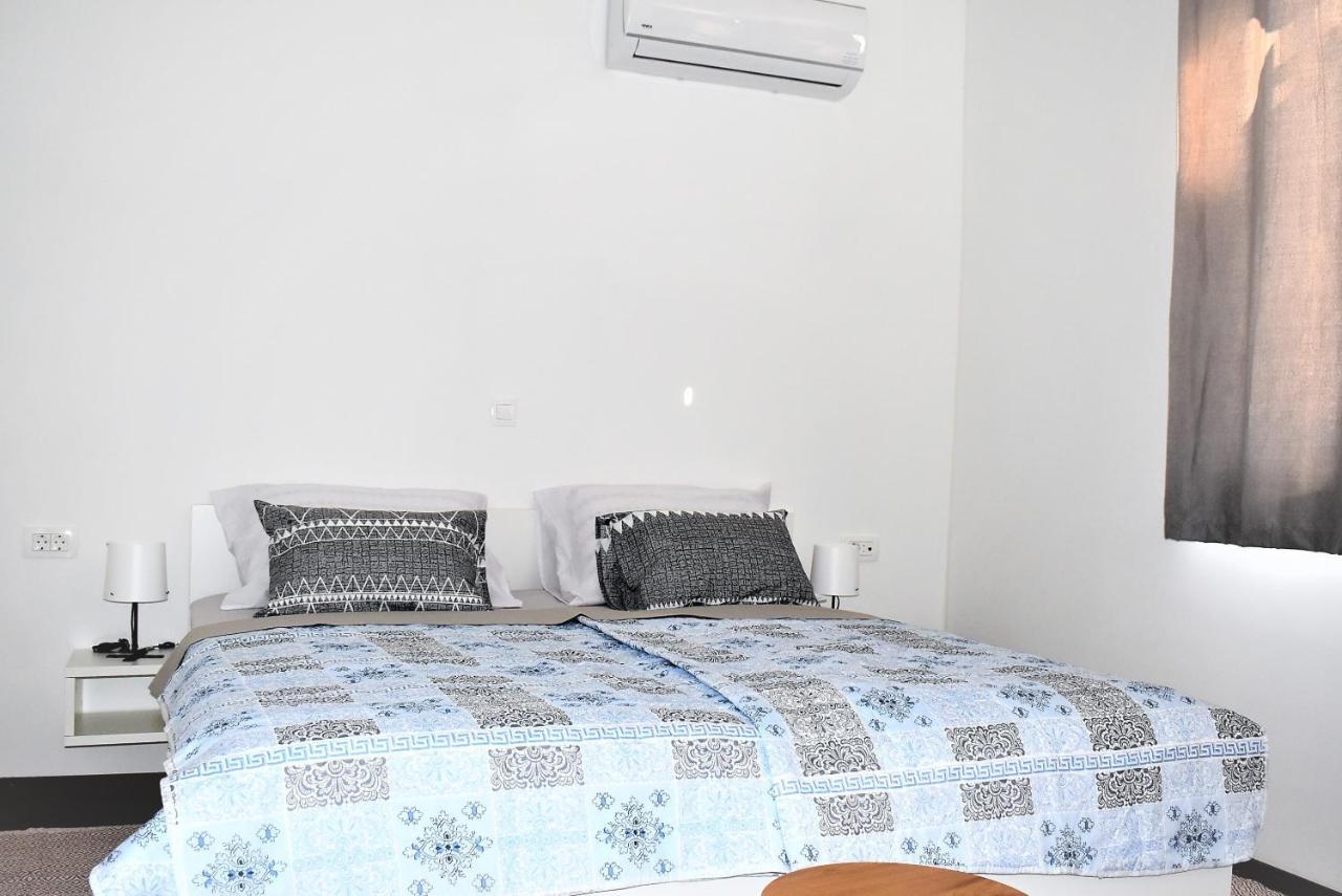 Apartment Aci Marina Rab Banjol ภายนอก รูปภาพ