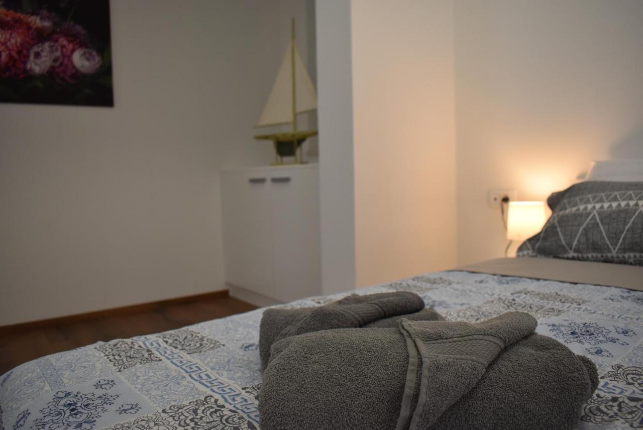 Apartment Aci Marina Rab Banjol ภายนอก รูปภาพ